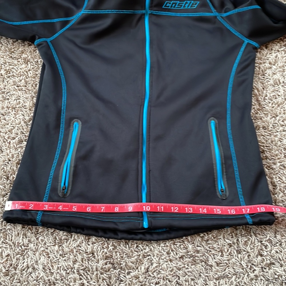 🩵💙 Women’s Castle X Lightweight Zip Up Jacket Size S 🩵💙 - Picture 6 of 9